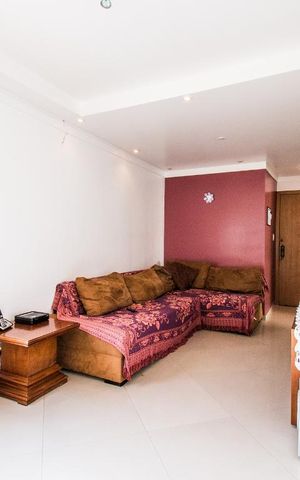 Apartamento à venda com 74m², 3 quartos e 1 vagaSala