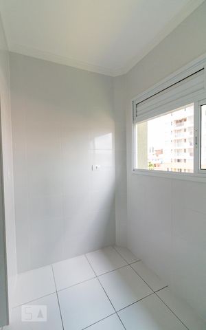 Apartamento para alugar com 75m², 3 quartos e 2 vagasÁrea de serviço