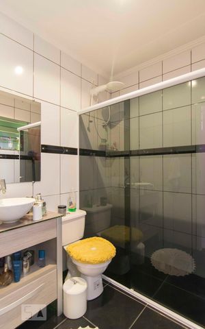 Casa à venda com 400m², 6 quartos e 2 vagasBanheiro