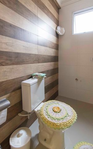 Casa à venda com 400m², 6 quartos e 2 vagasBanheiro Suíte 2