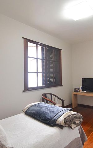 Casa à venda com 760m², 6 quartos e 8 vagasSuíte