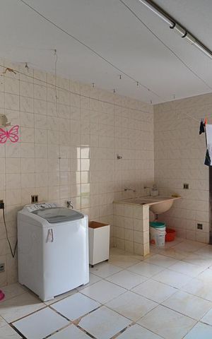 Casa à venda com 760m², 6 quartos e 8 vagasÁrea serviço