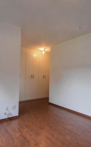 Apartamento para alugar com 184m², 3 quartos e sem vaga Apartamento para alugar com 184m², 3 quartos e sem vagaSuíte 01