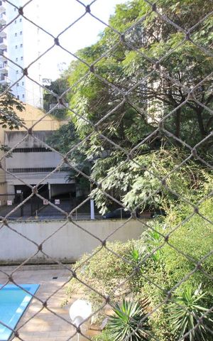 Apartamento à venda com 150m², 3 quartos e 2 vagasVista da varanda