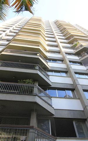 Apartamento à venda com 150m², 3 quartos e 2 vagasFachada