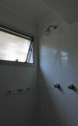 Apartamento à venda com 150m², 3 quartos e 2 vagasChuveiro