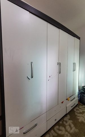 Casa para alugar com 350m², 4 quartos e 4 vagas Casa para alugar com 350m², 4 quartos e 4 vagasQuarto