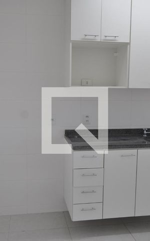 Apartamento à venda com 60m², 2 quartos e 1 vagaSala/Cozinha