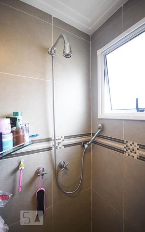 Apartamento para alugar com 96m², 3 quartos e 2 vagasDetalhe do banheiro suíte