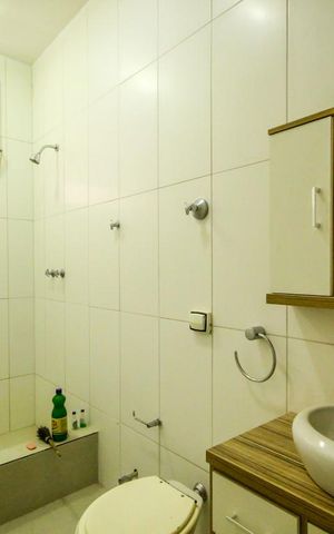 Apartamento à venda com 113m², 3 quartos e 1 vaga Apartamento à venda com 113m², 3 quartos e 1 vagaBanheiro