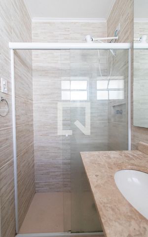 Apartamento à venda com 55m², 2 quartos e 1 vaga Apartamento à venda com 55m², 2 quartos e 1 vagaBanheiro