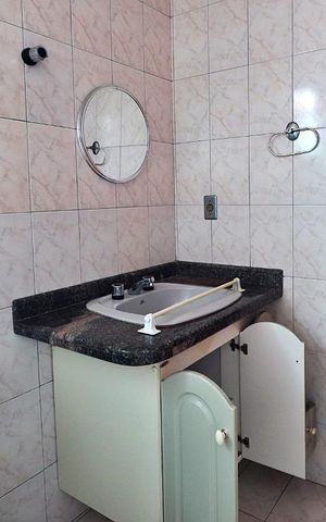 Apartamento à venda com 300m², 4 quartos e 4 vagasBanheiro da Suíte 2