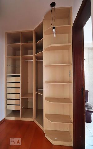 Apartamento à venda com 300m², 4 quartos e 4 vagasCloset da Suíte 1