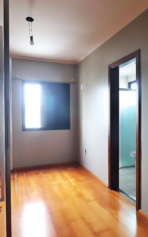 Apartamento à venda com 300m², 4 quartos e 4 vagasSuíte 2