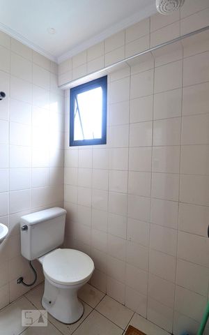 Apartamento à venda com 300m², 4 quartos e 4 vagasBanheiro de Serviço