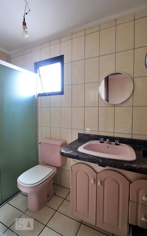 Apartamento à venda com 300m², 4 quartos e 4 vagasBanheiro da Suíte 3