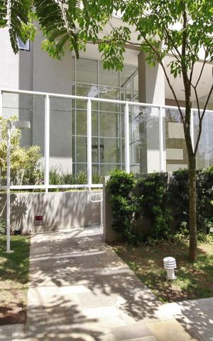Apartamento à venda com 38m², 1 quarto e 1 vagaFachada