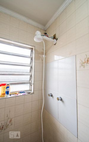 Casa à venda com 250m², 3 quartos e 7 vagasBanheiro da Suíte 3