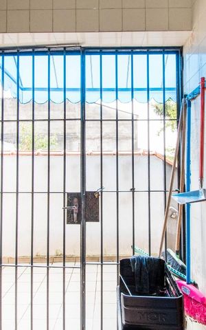 Casa à venda com 250m², 3 quartos e 7 vagasLavanderia