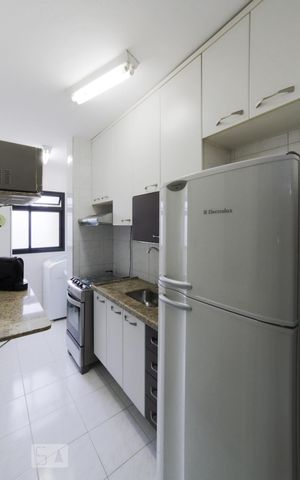 Apartamento à venda com 120m², 2 quartos e 2 vagas Apartamento à venda com 120m², 2 quartos e 2 vagasCozinha