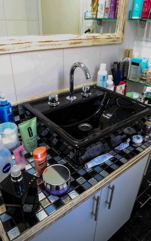 Apartamento à venda com 99m², 2 quartos e sem vaga Apartamento à venda com 99m², 2 quartos e sem vagaBanheiro da Suite