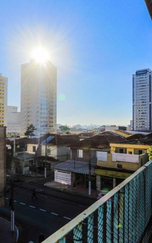 Apartamento à venda com 99m², 2 quartos e sem vaga Apartamento à venda com 99m², 2 quartos e sem vagaVaranda