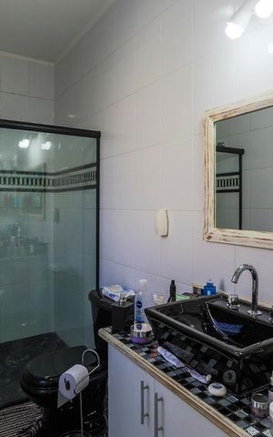 Apartamento à venda com 99m², 2 quartos e sem vaga Apartamento à venda com 99m², 2 quartos e sem vagaBanheiro da Suite