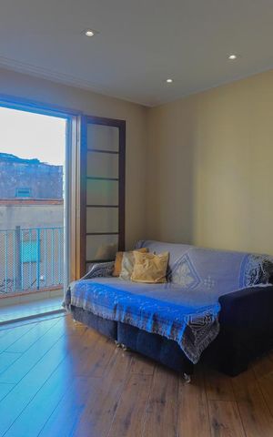 Apartamento à venda com 99m², 2 quartos e sem vaga Apartamento à venda com 99m², 2 quartos e sem vagaSala de Estar