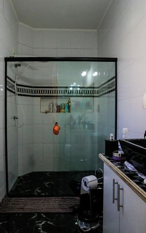 Apartamento à venda com 99m², 2 quartos e sem vaga Apartamento à venda com 99m², 2 quartos e sem vagaBanheiro da Suite