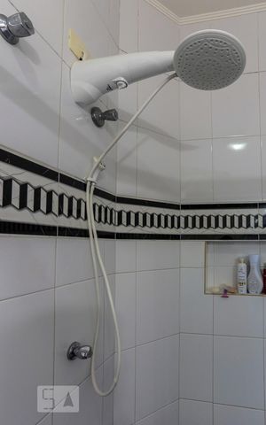 Apartamento à venda com 99m², 2 quartos e sem vaga Apartamento à venda com 99m², 2 quartos e sem vagaBanheiro da Suite