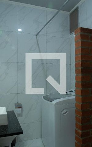 Studio à venda com 54m², 2 quartos e sem vaga Studio à venda com 54m², 2 quartos e sem vagaBanheiro