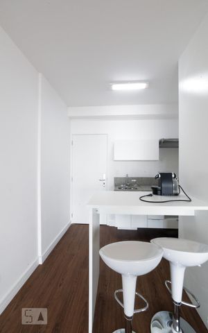 Studio para alugar com 41m², 1 quarto e 1 vaga Studio para alugar com 41m², 1 quarto e 1 vagaCozinha