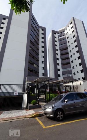 Apartamento à venda com 63m², 2 quartos e 1 vaga Apartamento à venda com 63m², 2 quartos e 1 vagaFachada do prédio