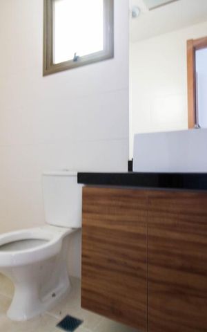 Apartamento à venda com 90m², 3 quartos e 2 vagas Apartamento à venda com 90m², 3 quartos e 2 vagasBanheiro