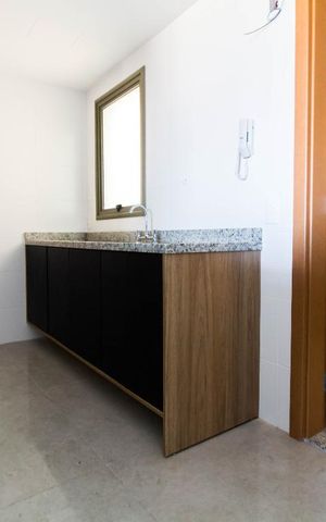 Apartamento à venda com 90m², 3 quartos e 2 vagas Apartamento à venda com 90m², 3 quartos e 2 vagasCozinha