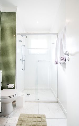 Apartamento à venda com 326m², 4 quartos e 5 vagasBanheiro da  Suíte 2