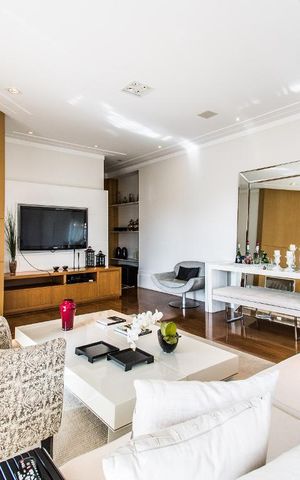 Apartamento à venda com 326m², 4 quartos e 5 vagasSala 1