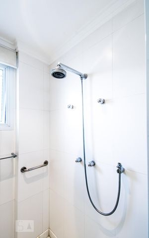 Apartamento à venda com 326m², 4 quartos e 5 vagasBanheiro da Suíte 3