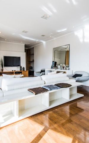 Apartamento à venda com 326m², 4 quartos e 5 vagasSala 1