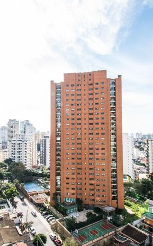 Apartamento à venda com 326m², 4 quartos e 5 vagasVista da Sala 3