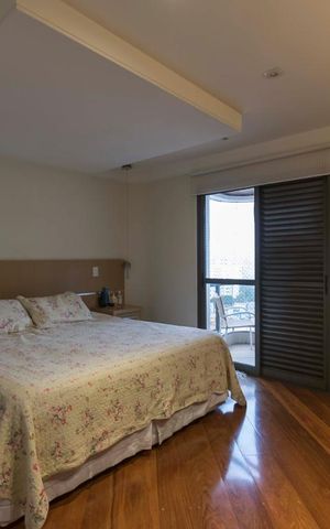 Apartamento à venda com 214m², 3 quartos e 3 vagasSuíte 3