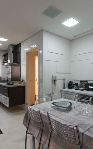 Apartamento à venda com 214m², 3 quartos e 3 vagasCozinha