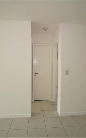 Apartamento à venda com 80m², 2 quartos e 1 vagaCorredor