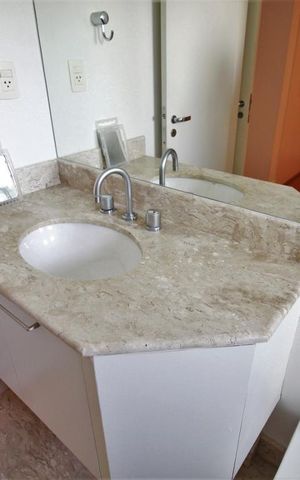 Apartamento à venda com 282m², 3 quartos e 4 vagasPia