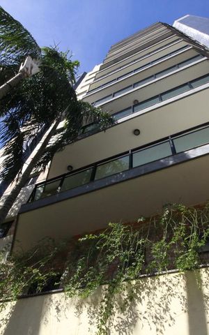 Apartamento à venda com 282m², 3 quartos e 4 vagasFachada