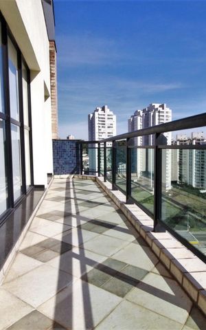 Apartamento à venda com 282m², 3 quartos e 4 vagasVaranda