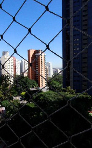 Apartamento à venda com 230m², 3 quartos e 4 vagasVista da suíte 3