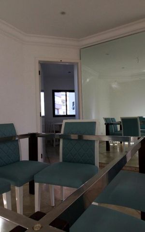 Apartamento à venda com 230m², 3 quartos e 4 vagasSala de janar