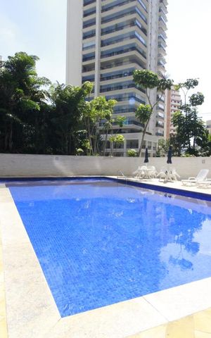 Apartamento à venda com 230m², 3 quartos e 4 vagasPiscina