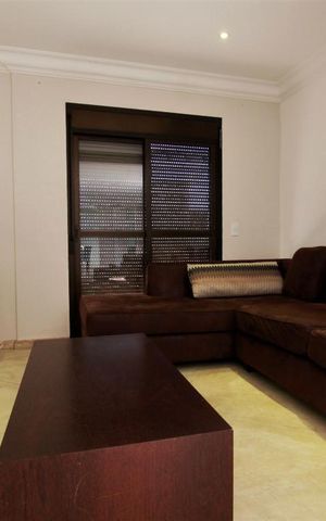 Apartamento à venda com 230m², 3 quartos e 4 vagasSala